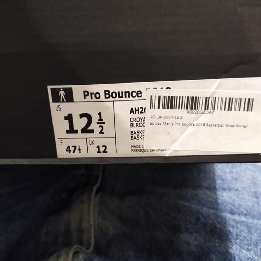 Brand Nee Men’s Adidas Sneakers